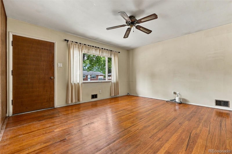 6704 Nelson St, Arvada, CO 80004