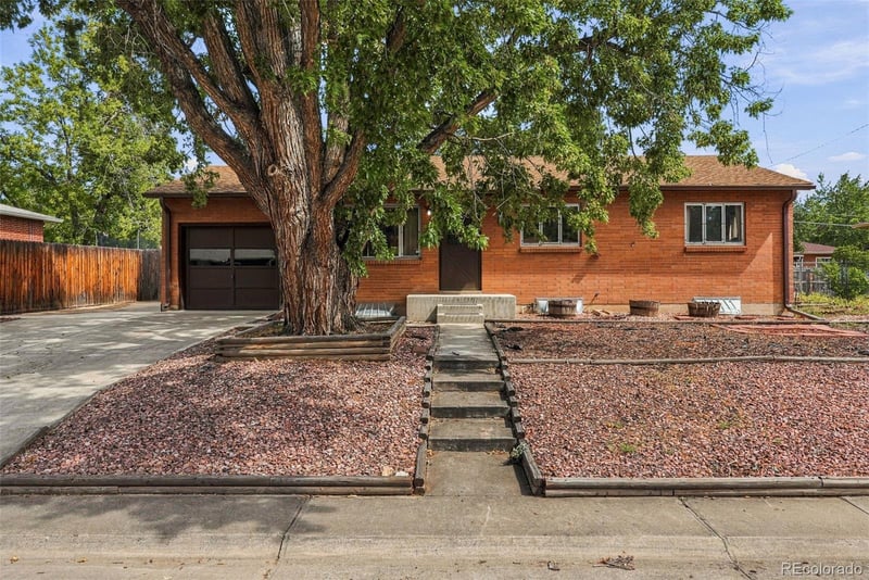 6704 Nelson St, Arvada, CO 80004