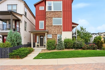 9007 Southurst St, Highlands Ranch, CO 80129