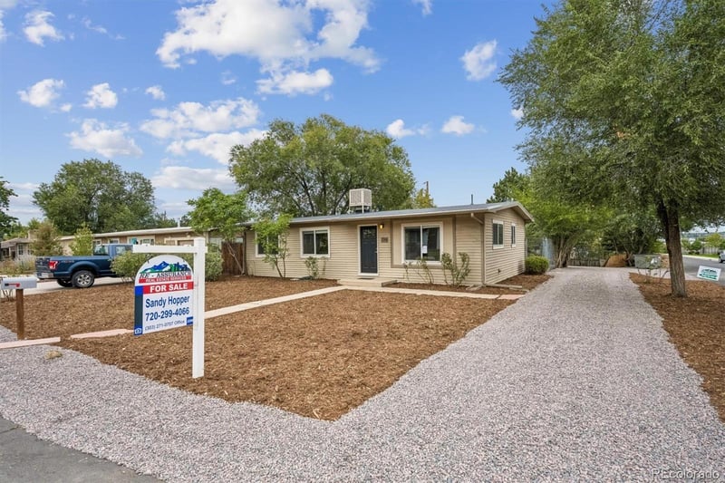 2201 W 56th Pl, Denver, CO 80221