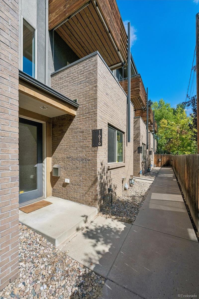 1616 N Gilpin St, Denver, CO 80218