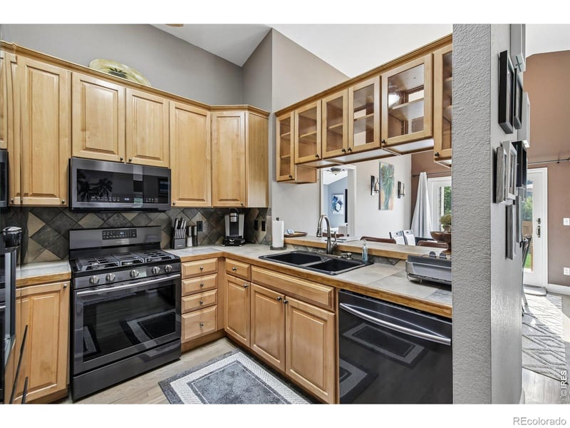 7100 Dry Creek Ct, Niwot, CO 80503