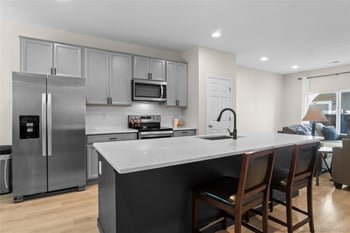 14700 E 104th Ave #1405, Commerce City, CO 80022
