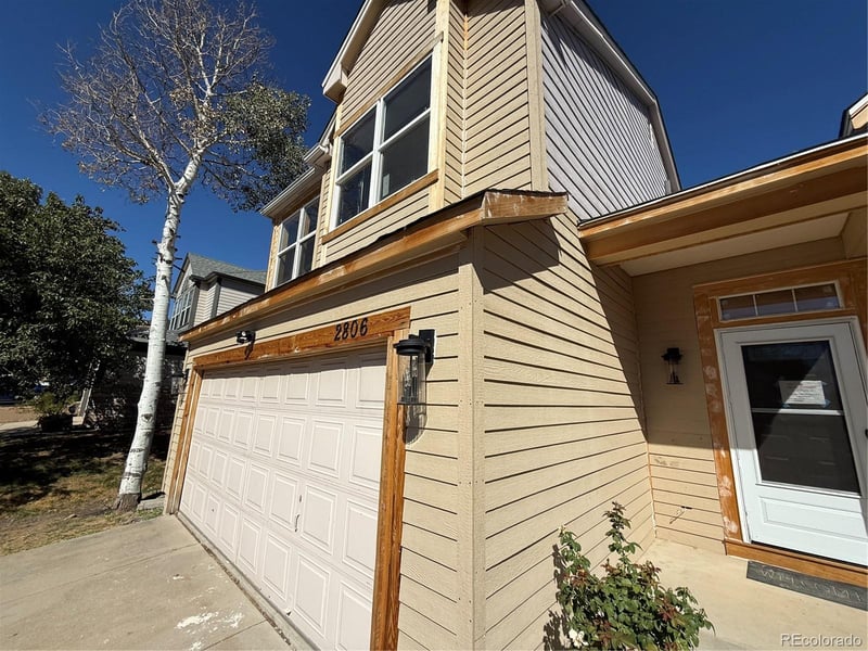 2806 S Danube St, Aurora, CO 80013