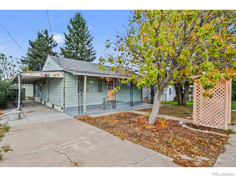 81 Church Ct, La Salle, CO 80645
