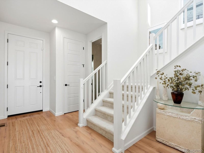 192 N Patsburg St, Aurora, CO 80018