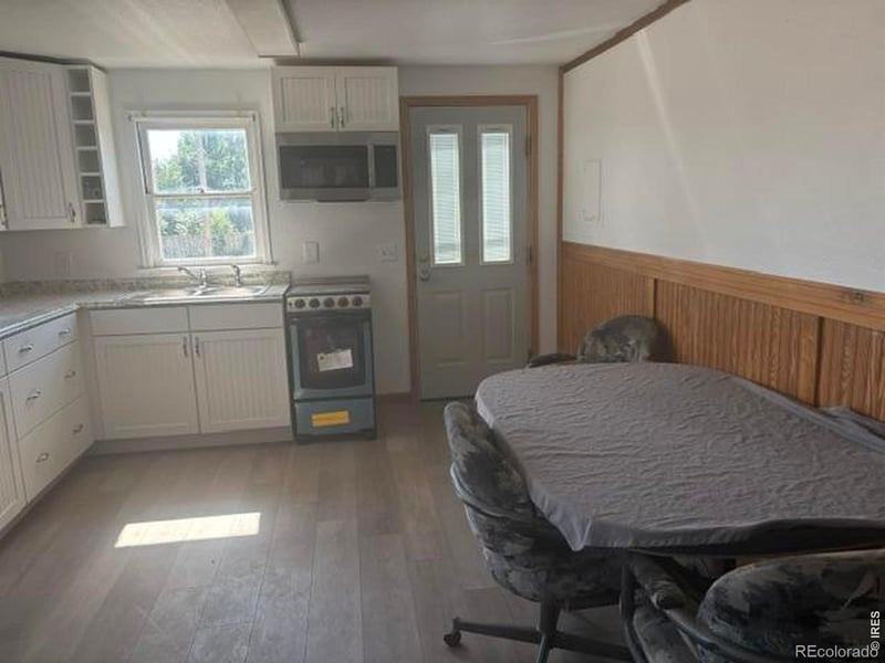 393 Grant Ave, Nunn, CO 80648