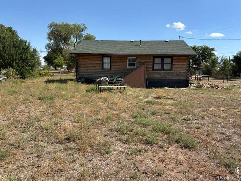 393 Grant Ave, Nunn, CO 80648