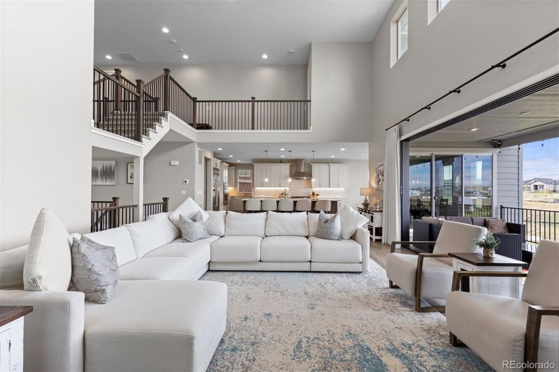 6817 Crossbridge Cir, Castle Pines, CO 80108