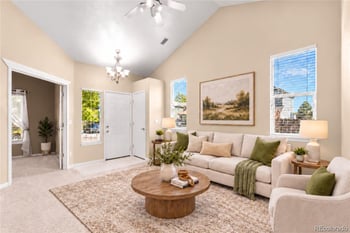 20290 E Red Fox Ln, Centennial, CO 80015
