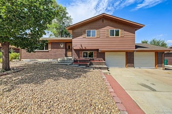2137 S Yarrow St, Lakewood, CO 80227