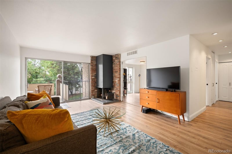 700 N Washington St #305, Denver, CO 80203