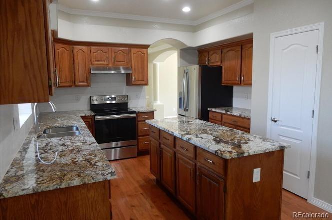 8692 E Hawaii Dr, Denver, CO 80231