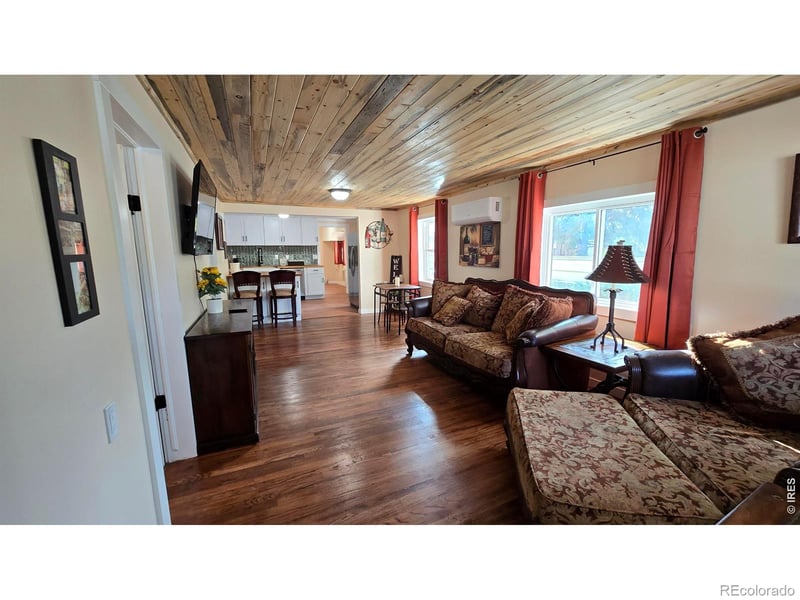 322 N 7th Ave, Sterling, CO 80751