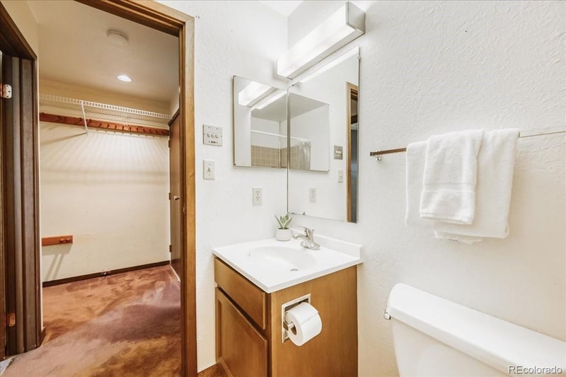 311 W La Bonte St #304, Dillon, CO 80435