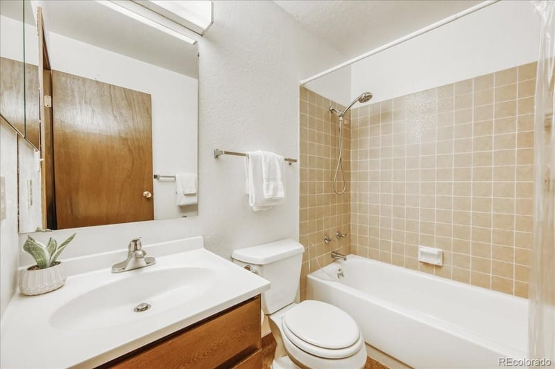 311 W La Bonte St #304, Dillon, CO 80435