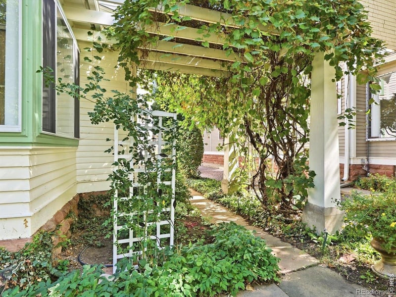 418 Pratt St, Longmont, CO 80501