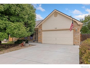 319 River Rock Dr, Johnstown, CO 80534