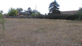 880 Vivian St, Lakewood, CO 80401