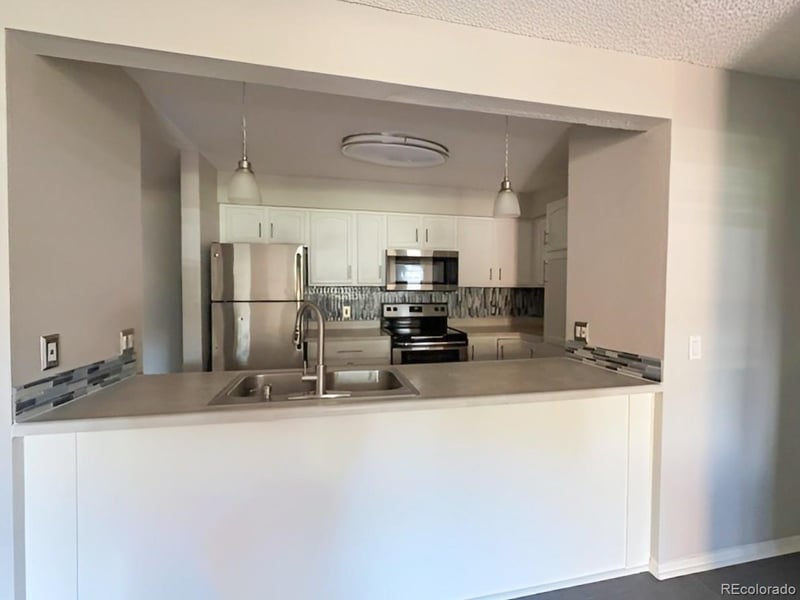 14652 E 2nd Ave #200D, Aurora, CO 80011