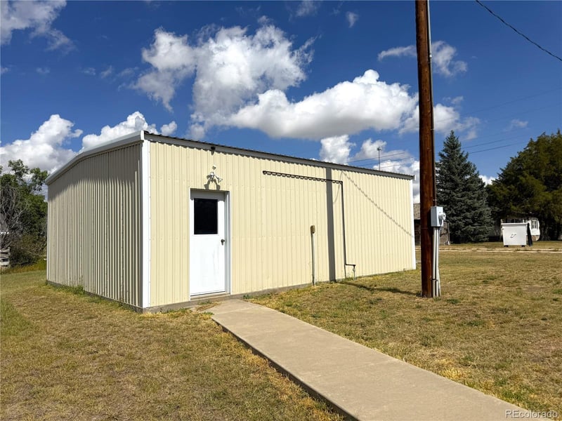 716 Pawnee Ave, Flagler, CO 80815
