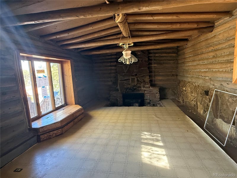 604 Park St, Hot Sulphur Springs, CO 80451