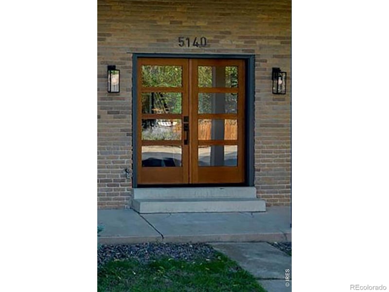 5140 Sioux Dr, Boulder, CO 80303