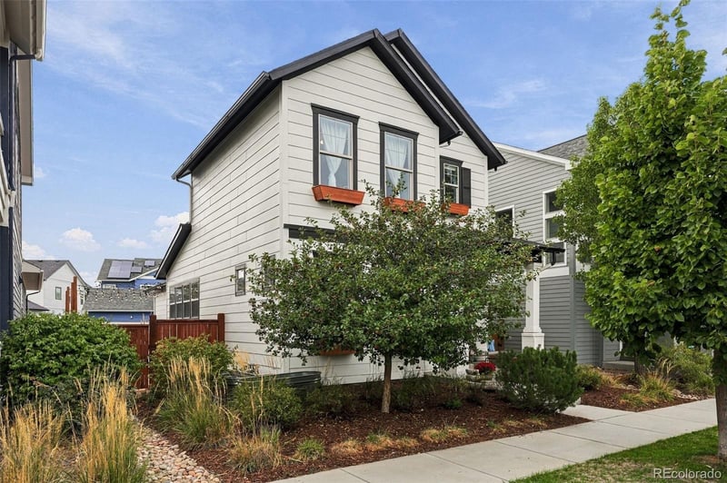 5047 Akron St, Denver, CO 80238
