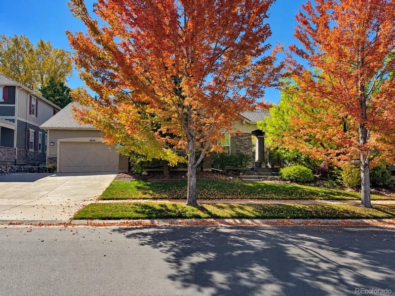 24536 E Frost Dr, Aurora, CO 80016