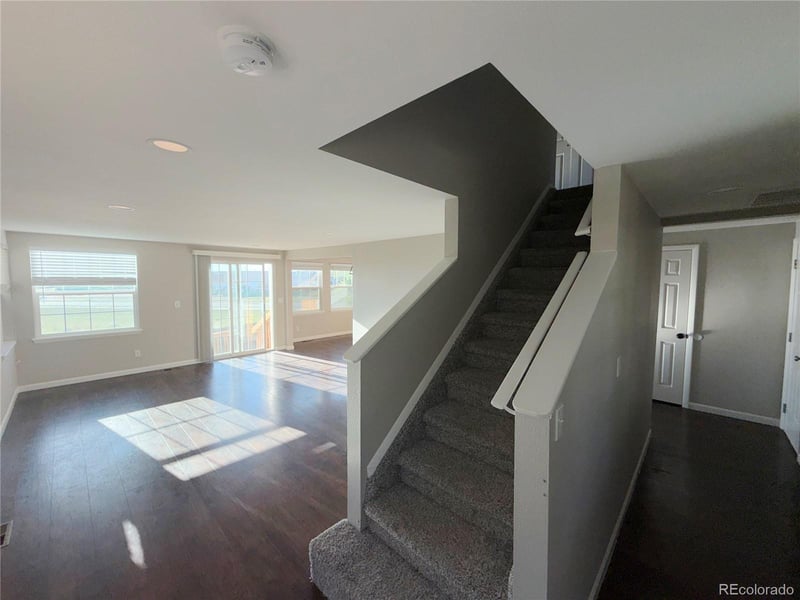 22471 E Princeton Dr, Aurora, CO 80018