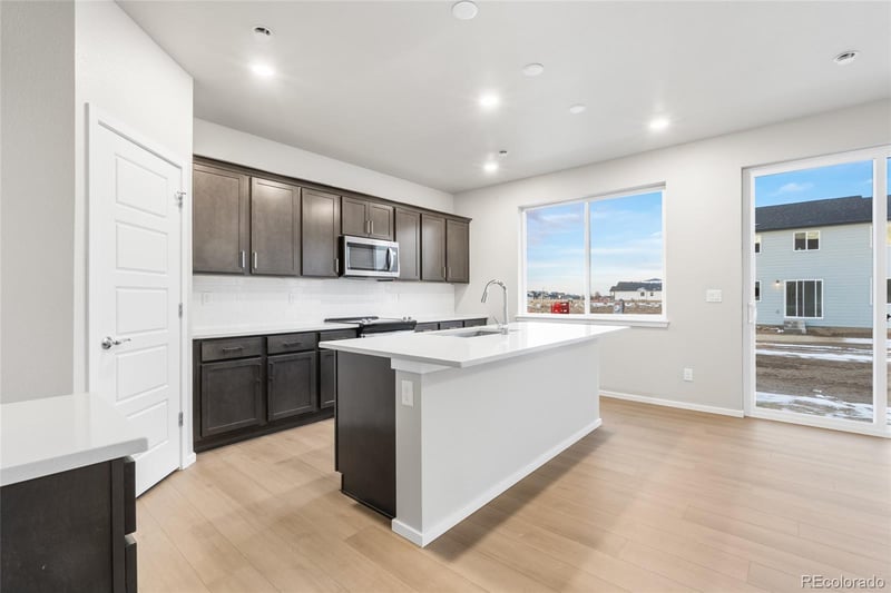 2802 Mosker St, Strasburg, CO 80136