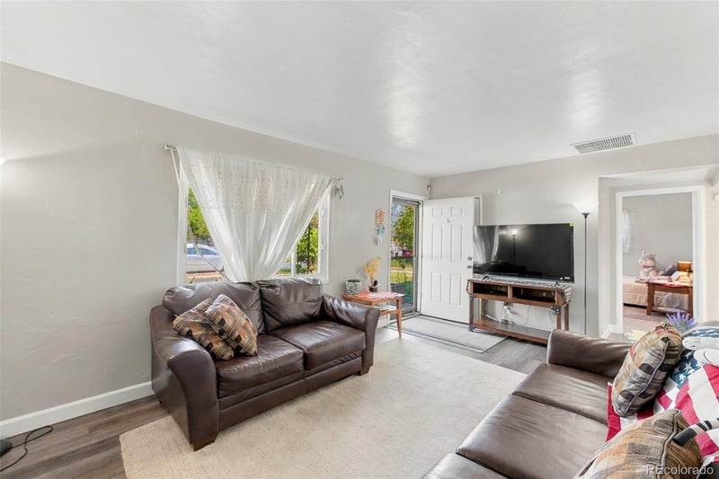 708 Zion St, Aurora, CO 80011