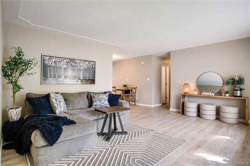 12762 Woodland Dr, Longmont, CO 80504