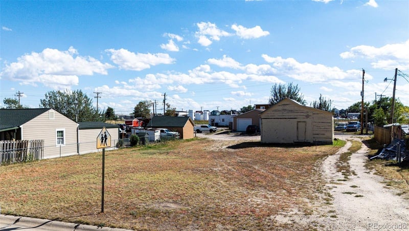 650 Washington Ave, Bennett, CO 80102