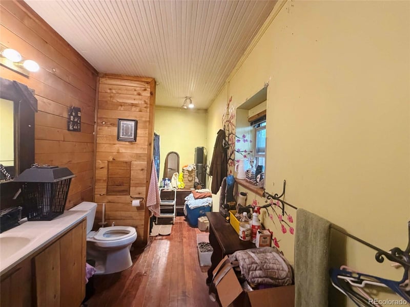 1005 Christy Ave, Saguache, CO 81149