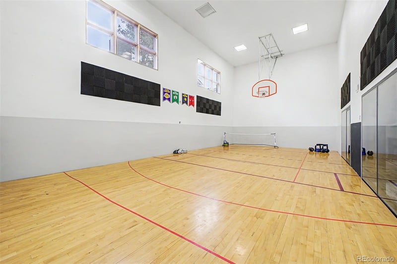 1004 E 5th Ave, Longmont, CO 80504