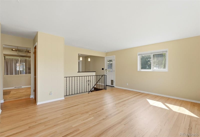 194 S Reed St, Lakewood, CO 80226