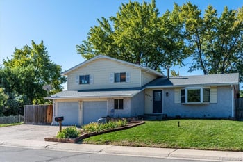 9984 W Maryland Dr, Lakewood, CO 80232