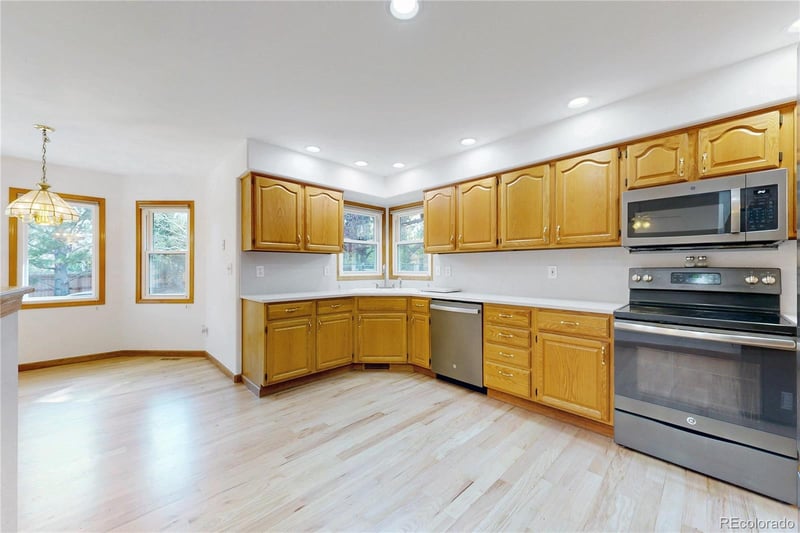 2651 Westlake Ct, Longmont, CO 80503