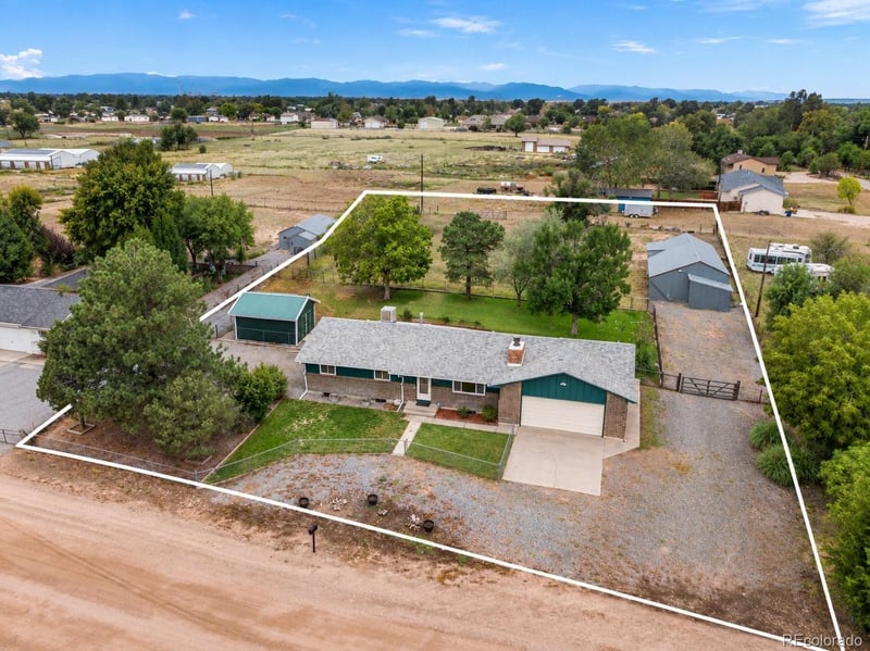833 Consolidation Ln, Pueblo, CO 81006