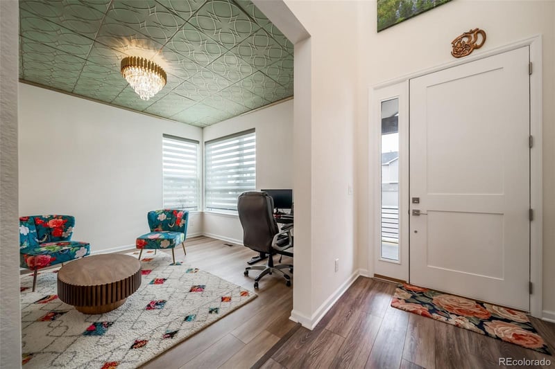 5810 Los Olivas Point, Parker, CO 80134