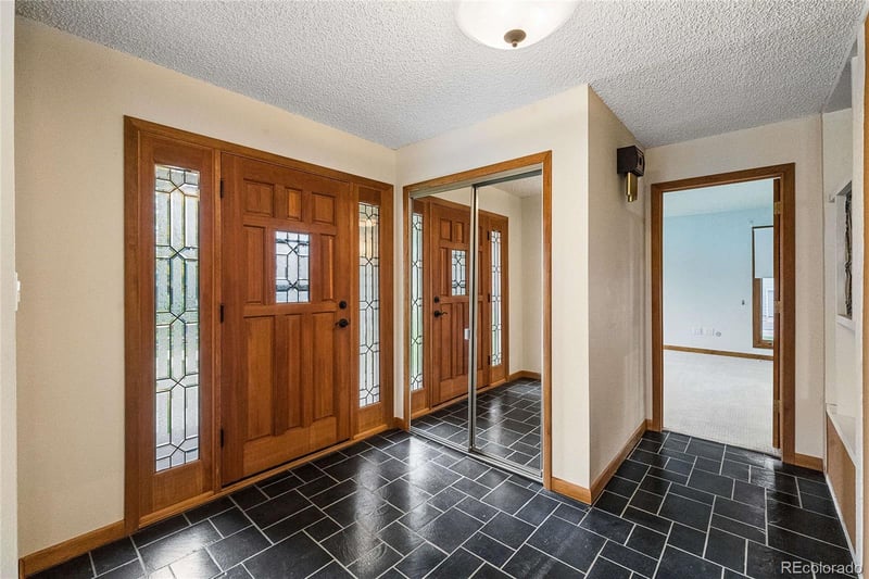 32 Douglas Dr S, Broomfield, CO 80020