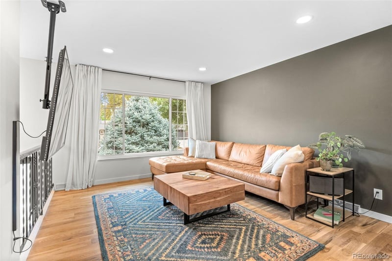 2137 S Xenon St, Lakewood, CO 80228