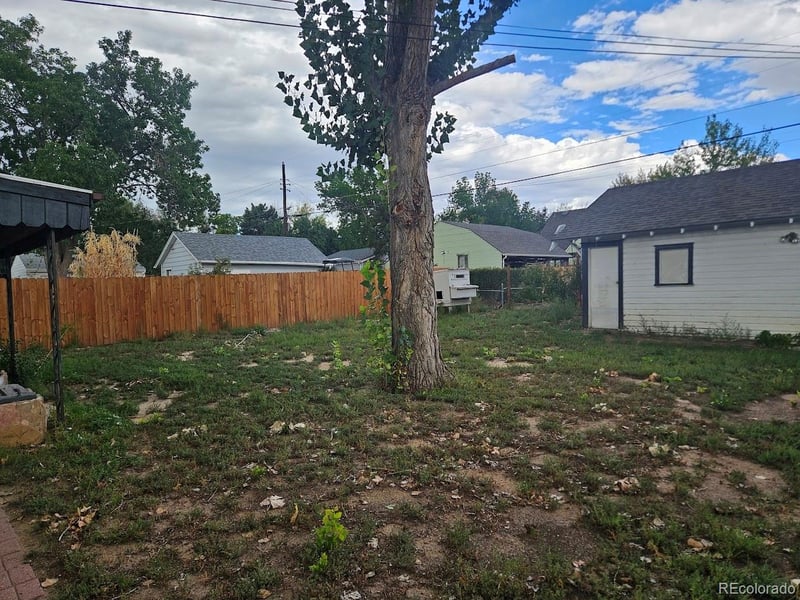3990 S Delaware St, Englewood, CO 80110