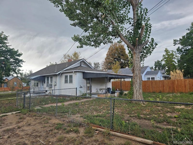3990 S Delaware St, Englewood, CO 80110