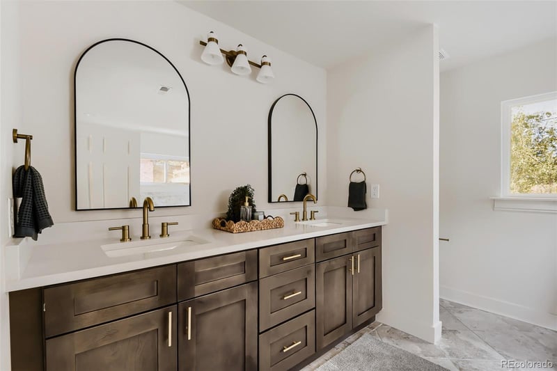 1174 Quentin St, Aurora, CO 80011