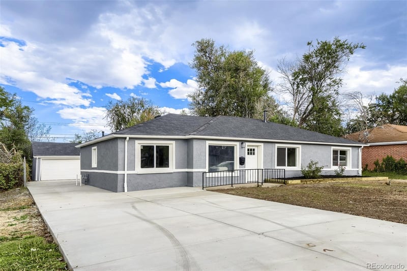 1174 Quentin St, Aurora, CO 80011