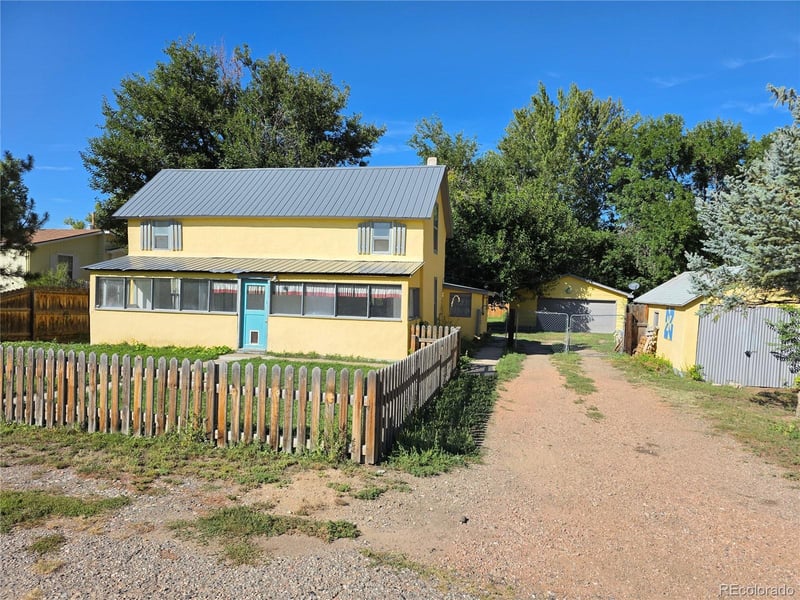 311 E 7th St, Florence, CO 81226
