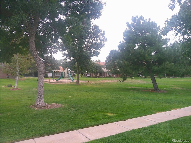 1190 S Troy St, Aurora, CO 80012
