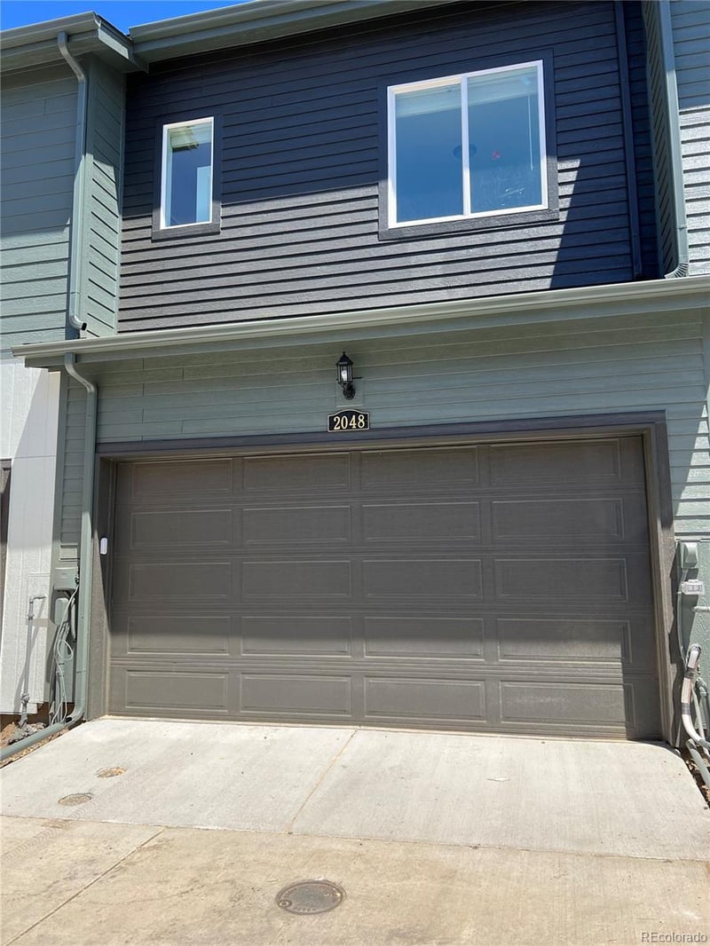 2048 S Vance Way, Lakewood, CO 80227